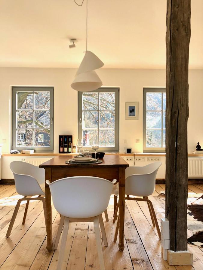 Ferienwohnung Weingut Villa Huesgen Am Moenchhof Трабен-Трарбах Екстериор снимка